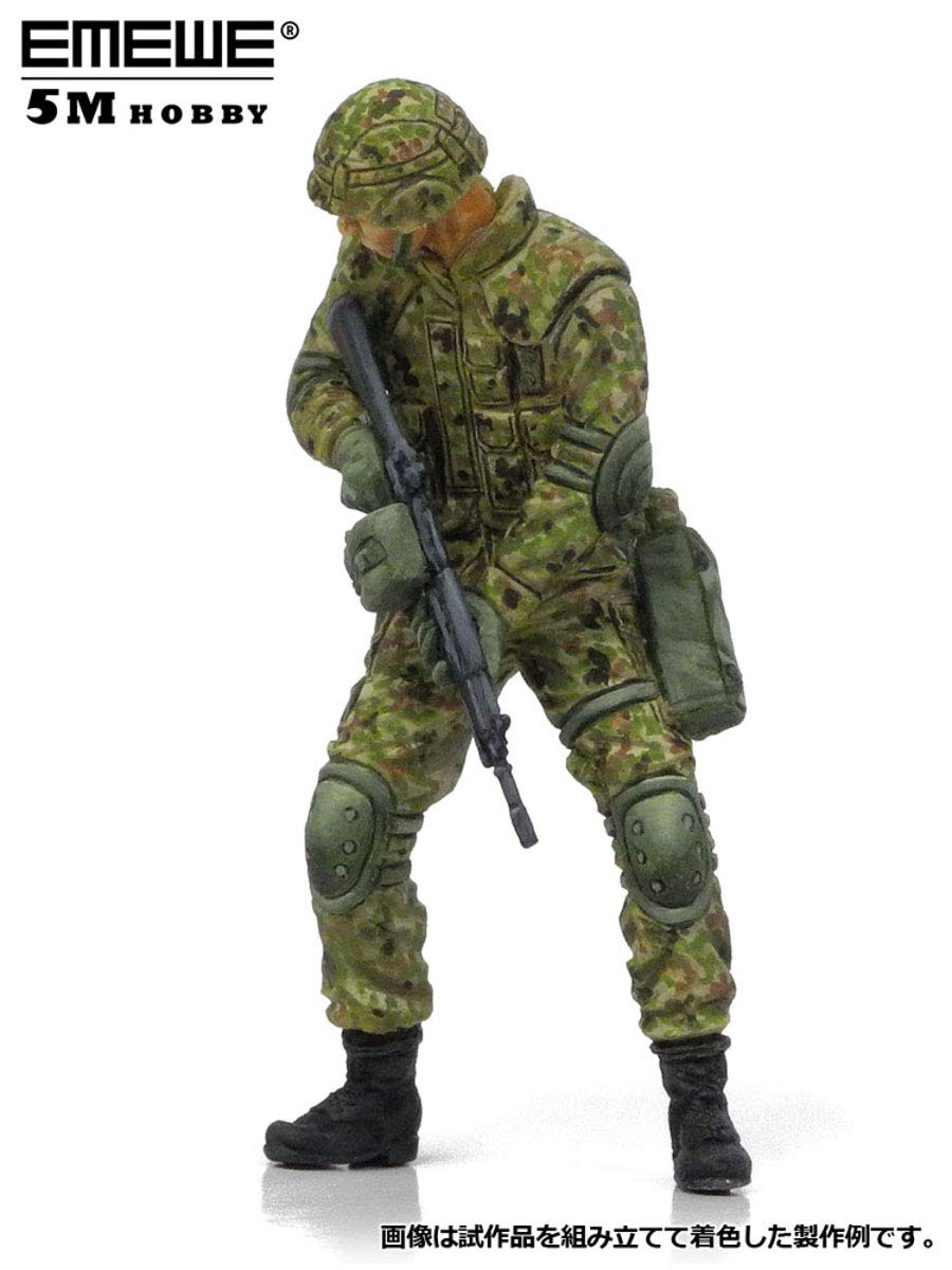 Amazon | モノクローム 1/35 陸上自衛隊 1/2tトラック 1996 (+サマーワ